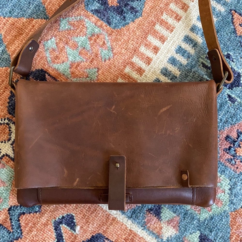 Genuine leather hand bag